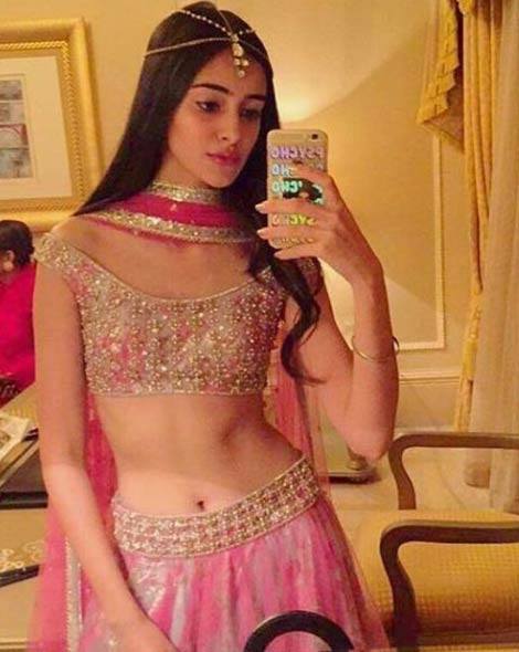 ananya pandey to debut in Bollywood