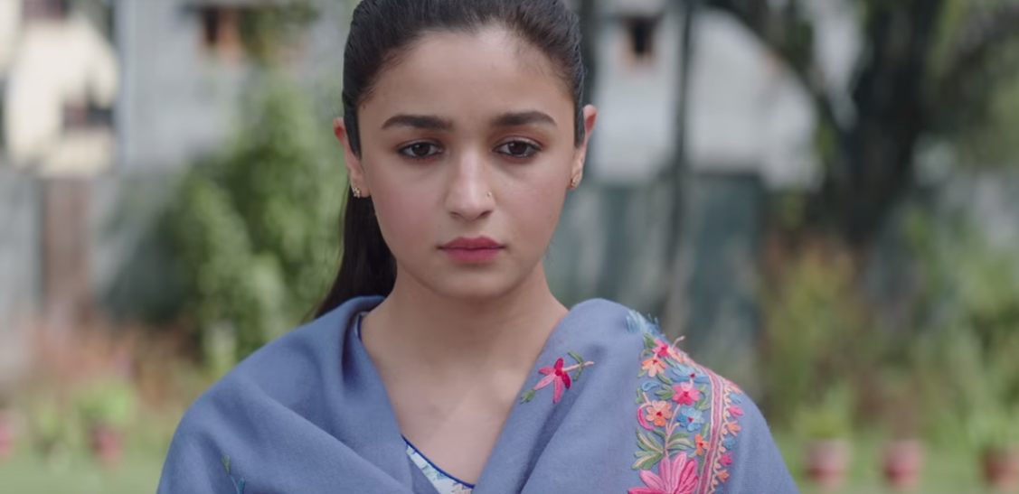 raazi - aliya looks